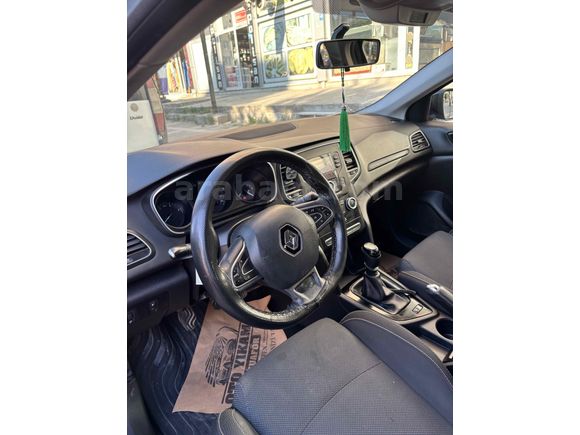 Sahibinden Renault Megane 1.5 Blue DCI Joy 2020 Model 