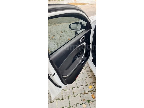Sahibinden Kia Ceed 1.4 Cool 2019 Model 104000 km Beyaz
