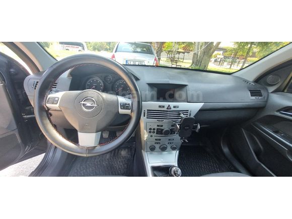 Sahibinden Opel Astra 1.6 Essentia 2011 Model