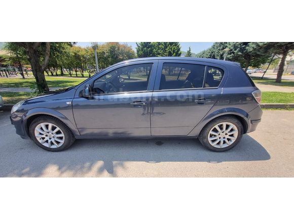 Sahibinden Opel Astra 1.6 Essentia 2011 Model