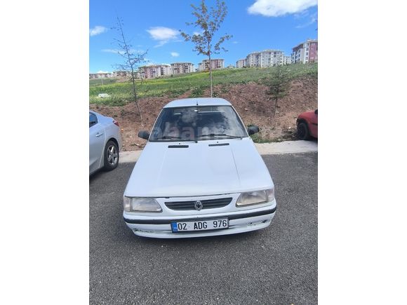 Sahibinden Renault R 9 1.4 Broadway RN 1997 Model