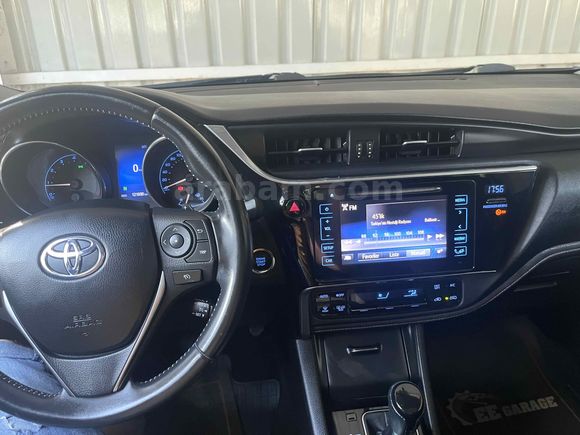 Sahibinden Toyota Auris 1.6 Advance Skypack 2016 Model 