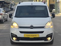 CİTROËN BERLİNGO 1.6 HDİ 92 HP
MULTİPACE PAKET 
2017 MODEL//212 BİNDE