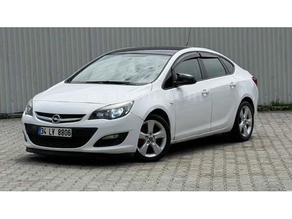 Sahibinden Opel Astra 1.6 Edition 2015 Model  235.000 km Beyaz