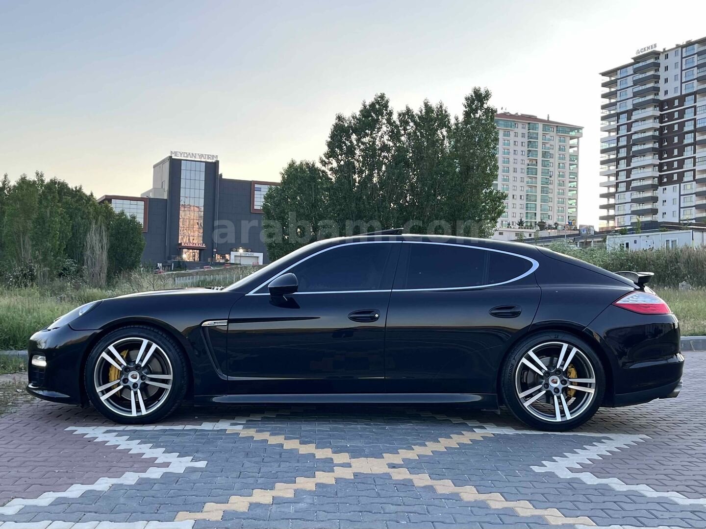 Galeriden Porsche Panamera 4S 2011 Model Ankara 210.000 km Siyah 7