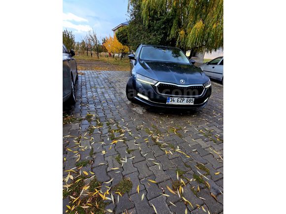Sahibinden Skoda Octavia 1.0 e-Tec Premium 2022 Model