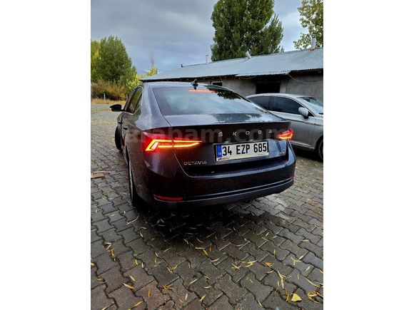 Sahibinden Skoda Octavia 1.0 e-Tec Premium 2022 Model