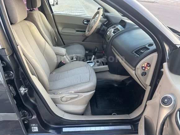 AKMAN OTOMOTİV DEN ORJINAL MEGANE