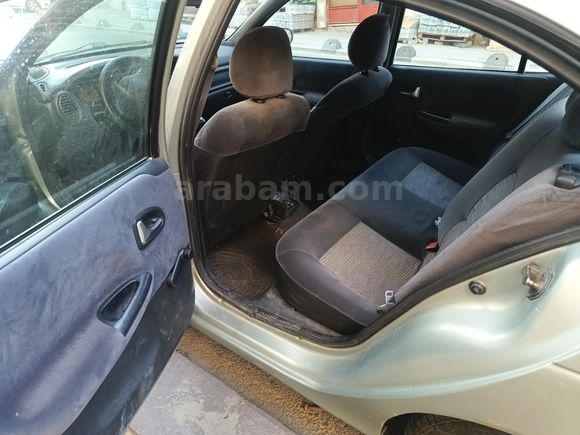 Sahibinden Renault Megane 1.4 Authentique 2002 Model