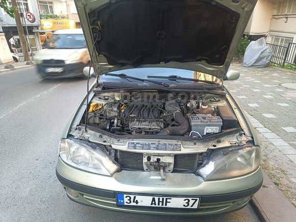 Sahibinden Renault Megane 1.4 Authentique 2002 Model