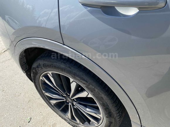 Ford Kuga 1.5 ST Line 12.000 km 
