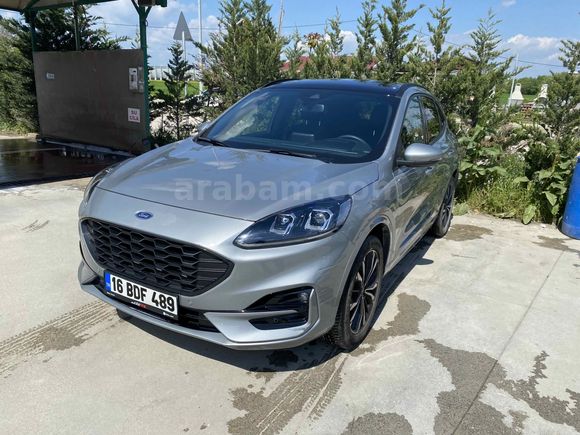 Ford Kuga 1.5 ST Line 12.000 km 