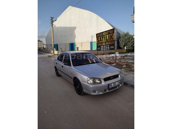 Sahibinden Klimalı Hyundai Accent 1.3 LX 2002 Model Ankara