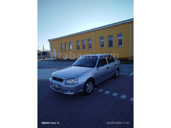 Sahibinden Klimalı Hyundai Accent 1.3 LX 2002 Model Ankara