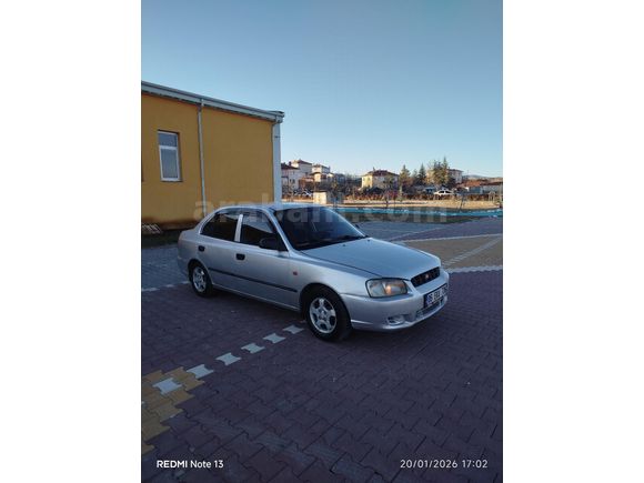 Sahibinden Klimalı Hyundai Accent 1.3 LX 2002 Model Ankara