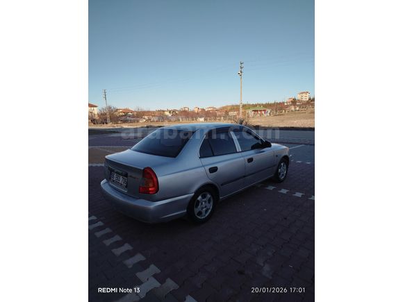 Sahibinden Klimalı Hyundai Accent 1.3 LX 2002 Model Ankara