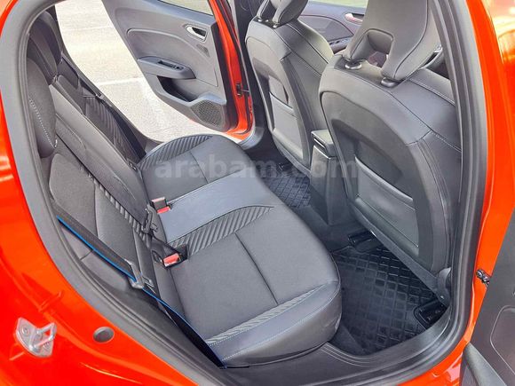 Sahibinden Renault Clio 1.0 TCe Techno Esprit Alpine 2025 Model 