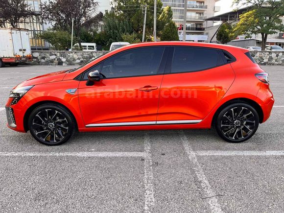Sahibinden Renault Clio 1.0 TCe Techno Esprit Alpine 2025 Model 