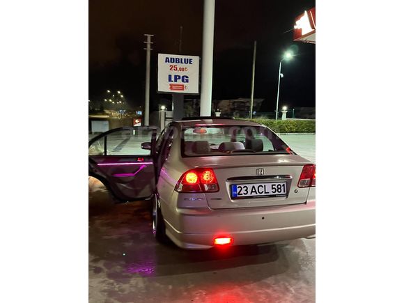 Sahibinden Honda Civic 1.6i VTEC ES 2004 Model