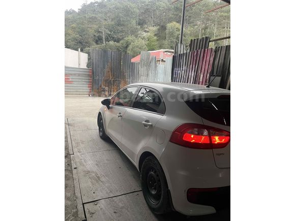 Sahibinden Kia Rio 1.4 CRDi Comfort 2016 Model 