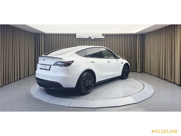 38BİN KM 60AY KREDİ PERFORMANCE DOLU PAKET 534HP