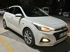 Sahibinden Hyundai i20 1.4 MPI Style 2018 Model 