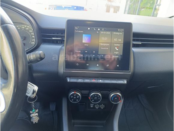 Sahibinden Renault Clio 1.0 TCe Touch 2023 Model