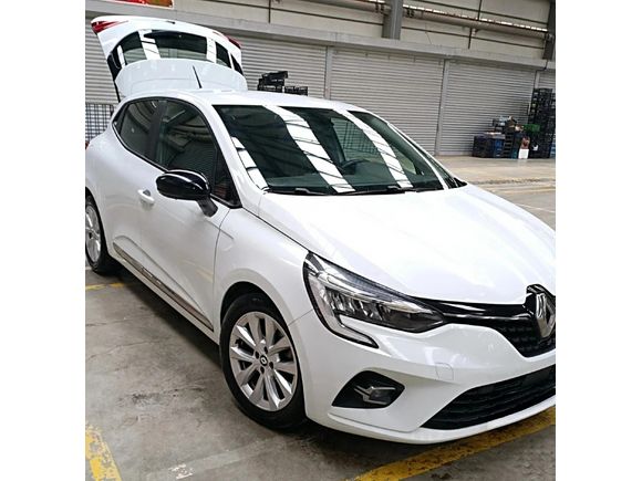 Sahibinden Renault Clio 1.0 TCe Touch 2023 Model