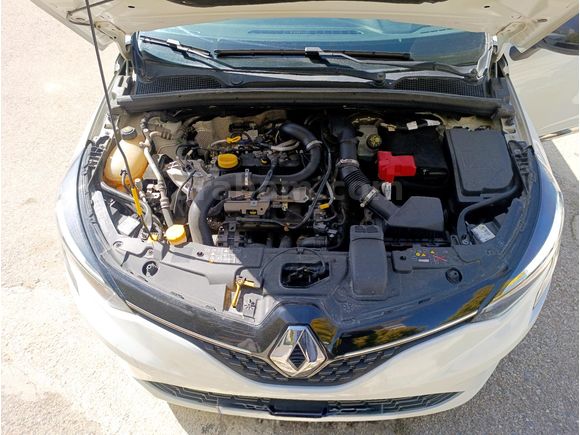 Sahibinden Renault Clio 1.0 TCe Touch 2023 Model