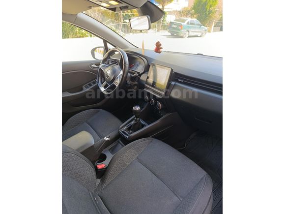 Sahibinden Renault Clio 1.0 TCe Touch 2023 Model