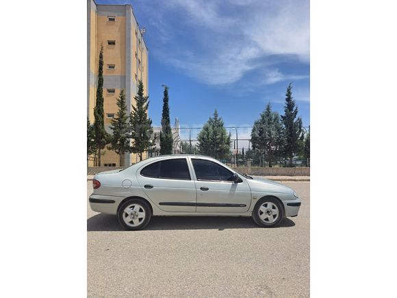 Sahibinden Renault Megane 1.6 RXT 2000 Model