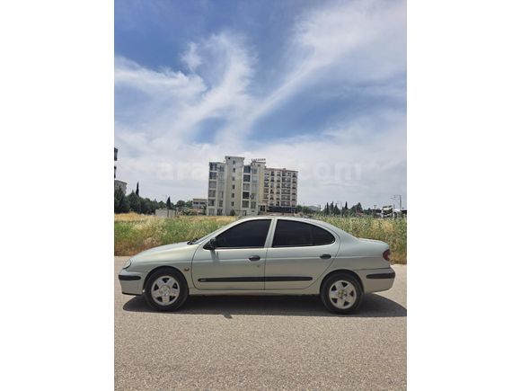 Sahibinden Renault Megane 1.6 RXT 2000 Model