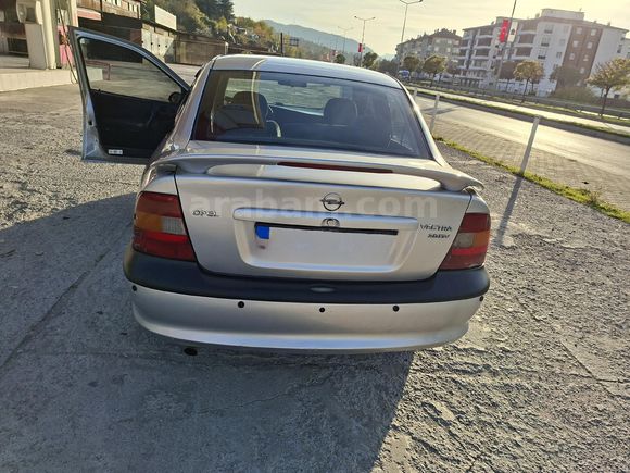 Sahibinden Opel Vectra 2.0 CD 1996 Model