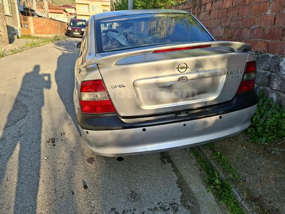 Sahibinden Opel Vectra 2.0 CD 1996 Model