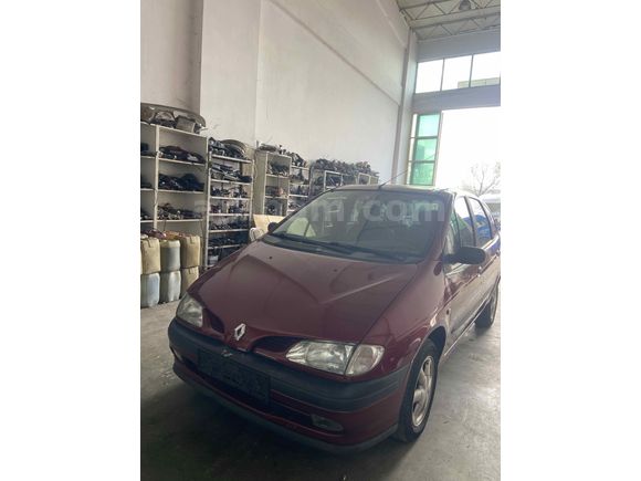Sahibinden Renault Scenic 2.0 RXT 1999 Model 
