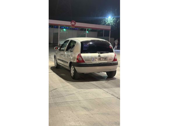 Sahibinden Renault Clio 1.4 RTA 2000 Model 
