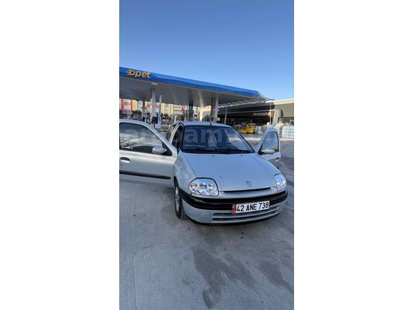 Sahibinden Renault Clio 1.4 RTA 2000 Model 