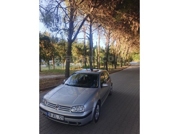 Sahibinden Volkswagen Golf 1.6 2000 Model  300.000 km Gri (metalik)