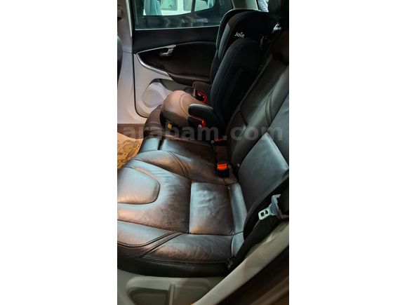 İlk Sahibinden Volvo V40 1.6 D Advance 2013 