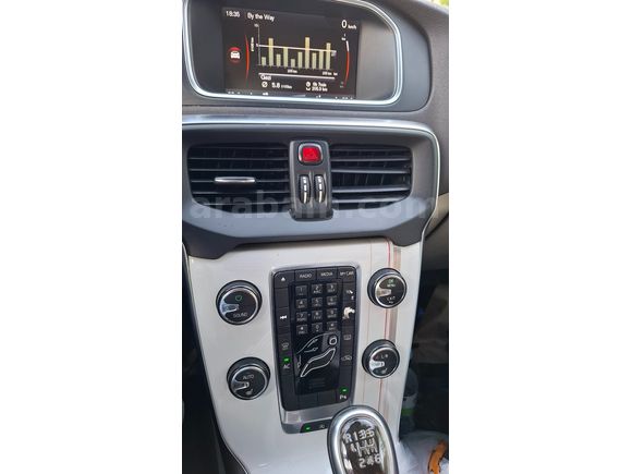 İlk Sahibinden Volvo V40 1.6 D Advance 2013 