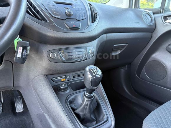 2022 89.000KM ÇOK TEMİZ AİLE ARACI 