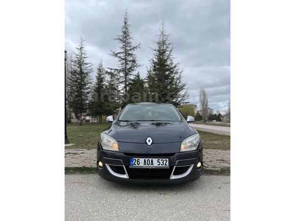 Renault Megane 1.6 Expression 2009  173.000 km  -Fransız-6 İLERİ VİTES