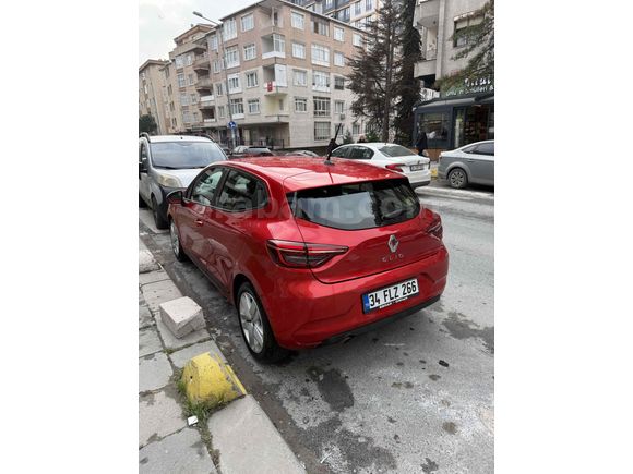 Sahibinden Renault Clio 1.0 TCe Joy 2022 Model 