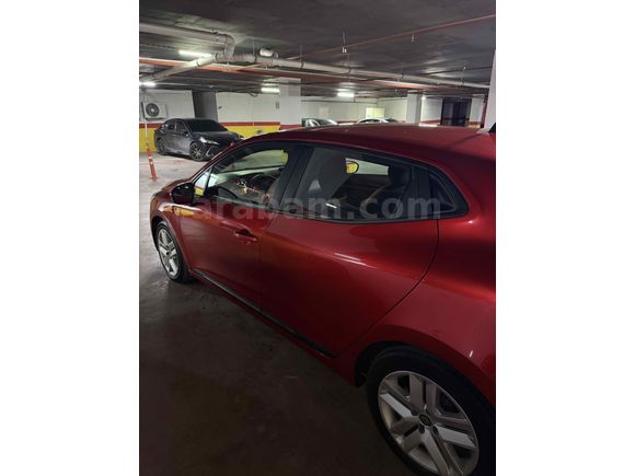Sahibinden Renault Clio 1.0 TCe Joy 2022 Model 