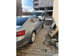 Sahibinden Skoda SuperB 1.6 TDI Style 2017 Model  146000 km Gri