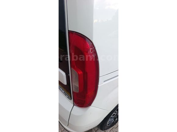 Sahibinden Fiat Doblo Combi 1.6 Multijet Premio Plus 2017 Model
