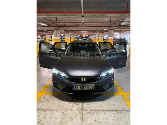 Sahibinden Honda Civic 1.5 i-VTEC Elegance 2023 Model