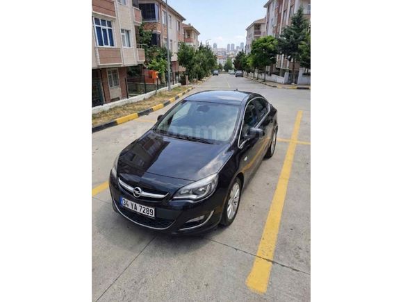 Değişensiz Düşük Km Full Paket Temiz Aile Aracı