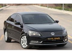  Volkswagen Passat 2.0 TDi BlueMotion Comfortline 2011 Model 