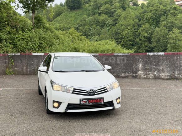 2015 COROLLA ADVANCE 1.6 MANUEL SERVİS BAKIMLI PIRIL PIRIL